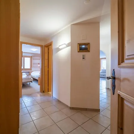 Apartment Chesa Fuolla Rosa - Celerina